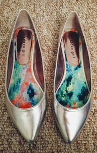 NWT Madden Girl Silver Women's flats